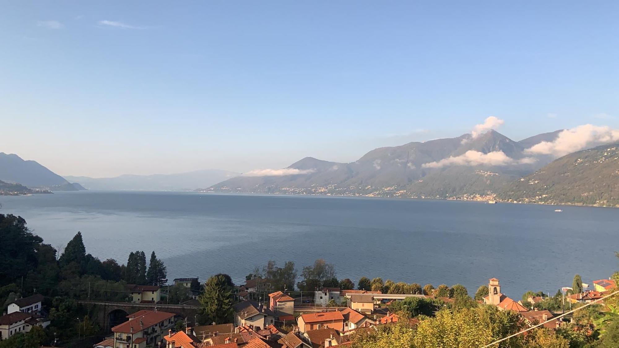 Casa Colmegna Mit Traumhaften See- Und Bergblick Луино Номер фото